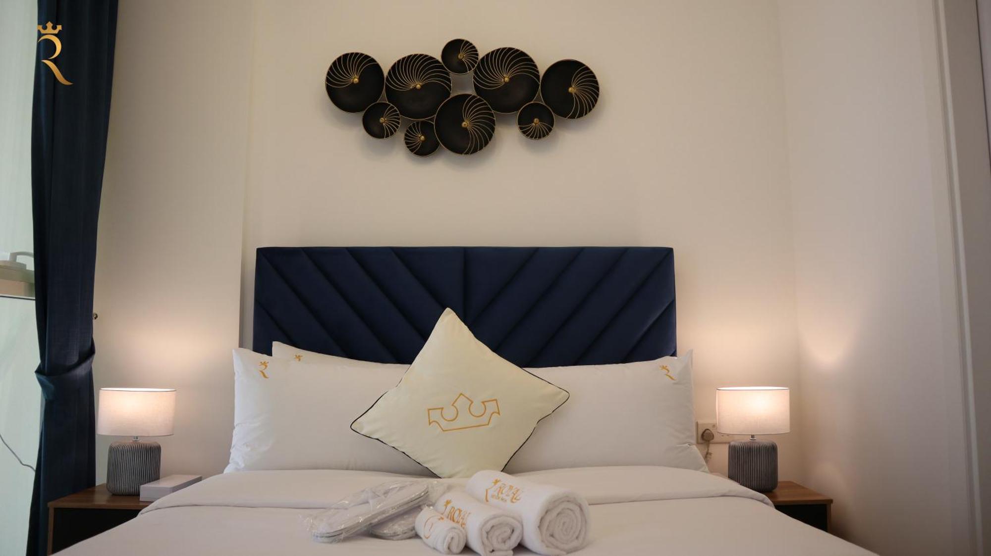 Apartment Duplex 2br Delight - Masdar *