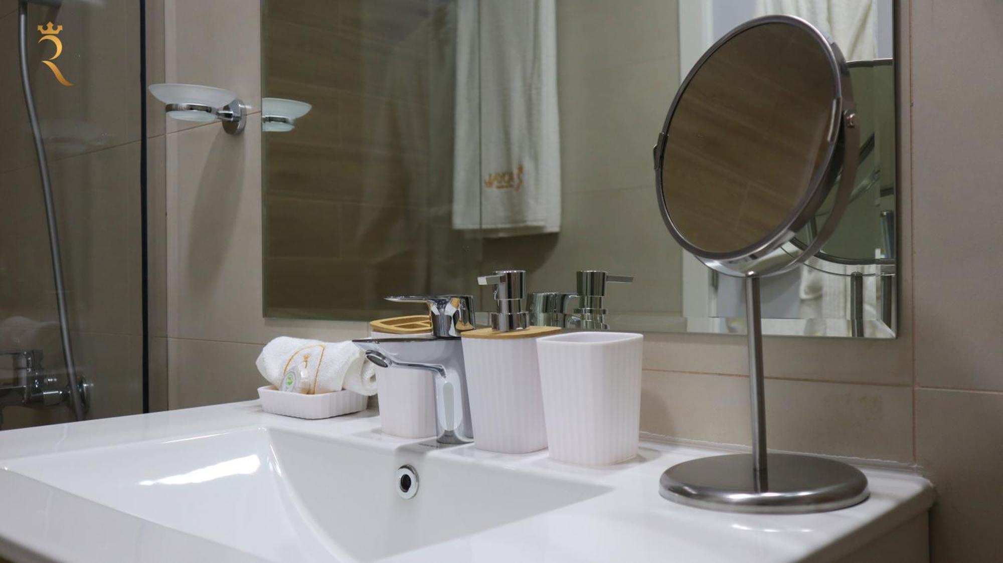Apartment Duplex 2br Delight - Masdar